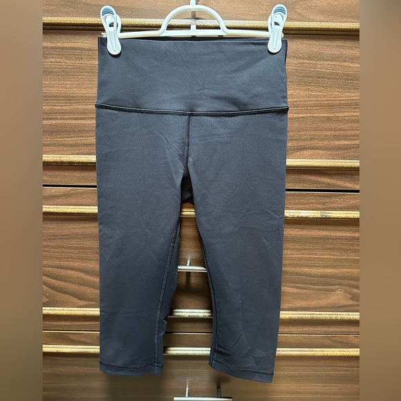 Lululemon Wunder Under HR 17” Leggings Size 6 - Picture 1 of 7